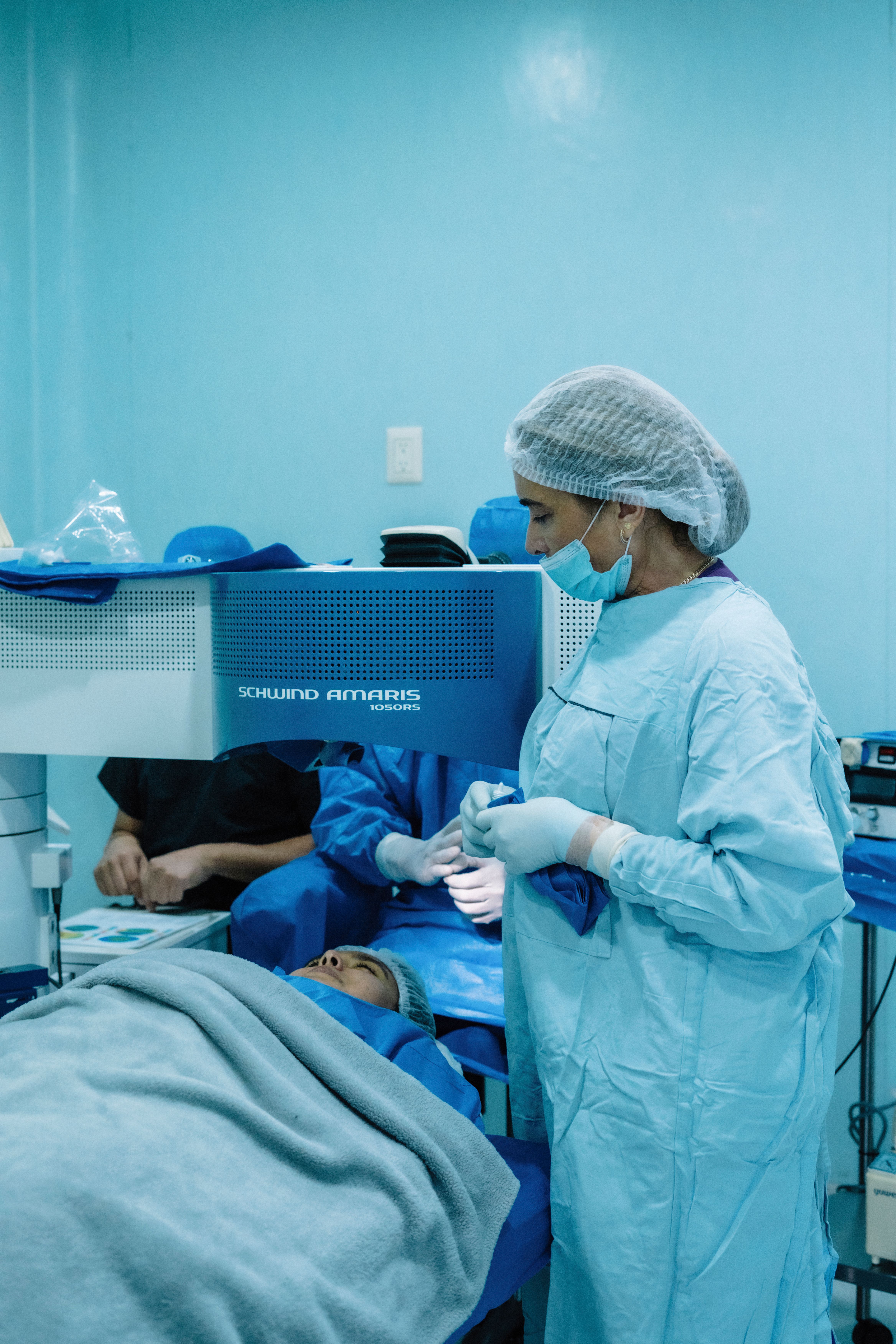 LASIK Eye Surgery in Hyderabad performed by an experienced ophthalmologist using advanced laser technology.